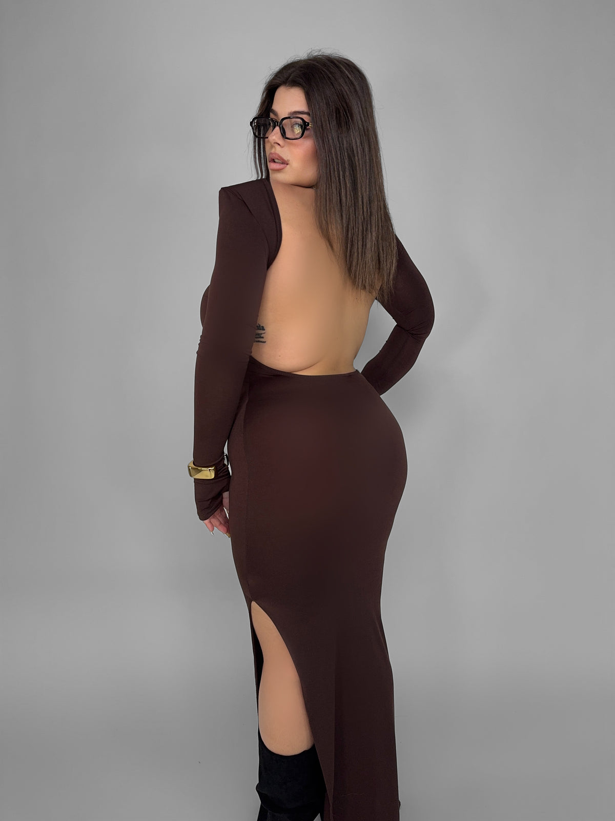 CURVY FIT - Bare Back-Brown Dress