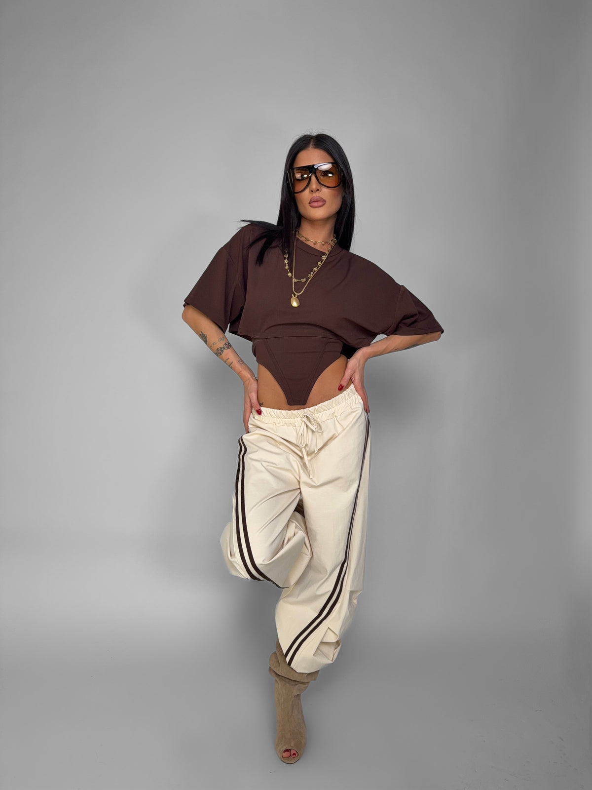 Total Look Brown Line
