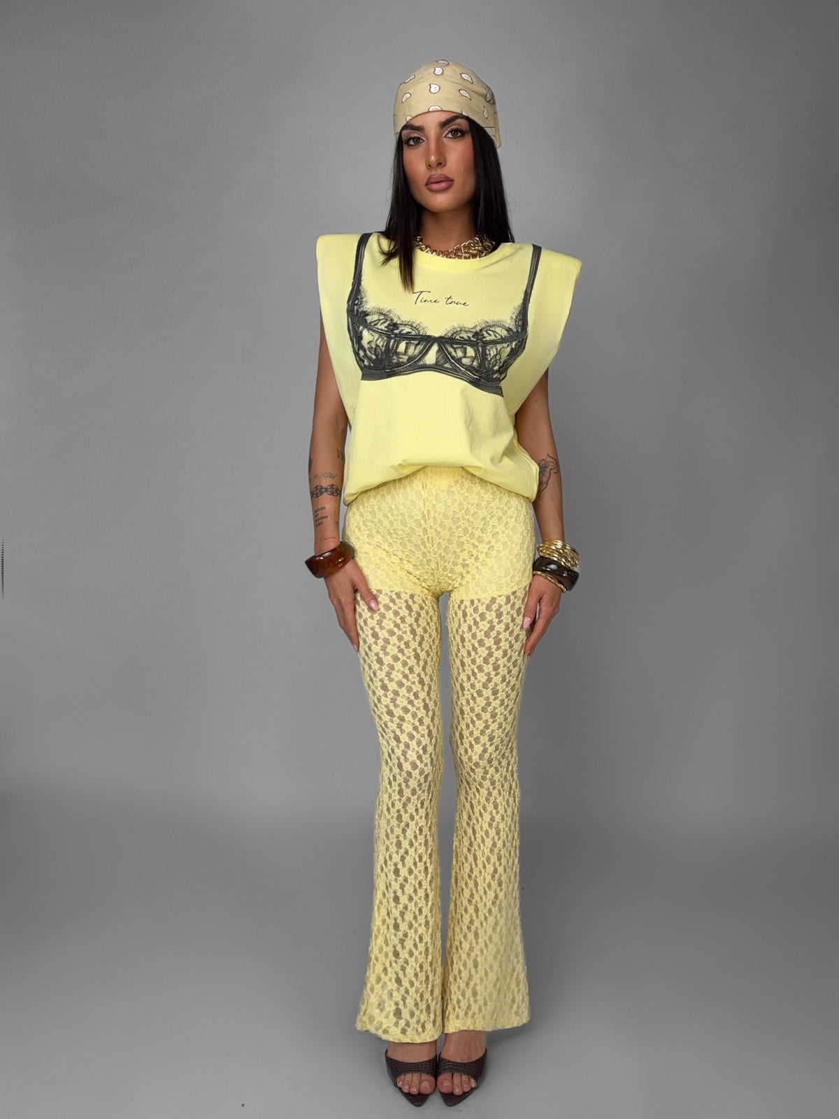 Total Look Crochet Yellow