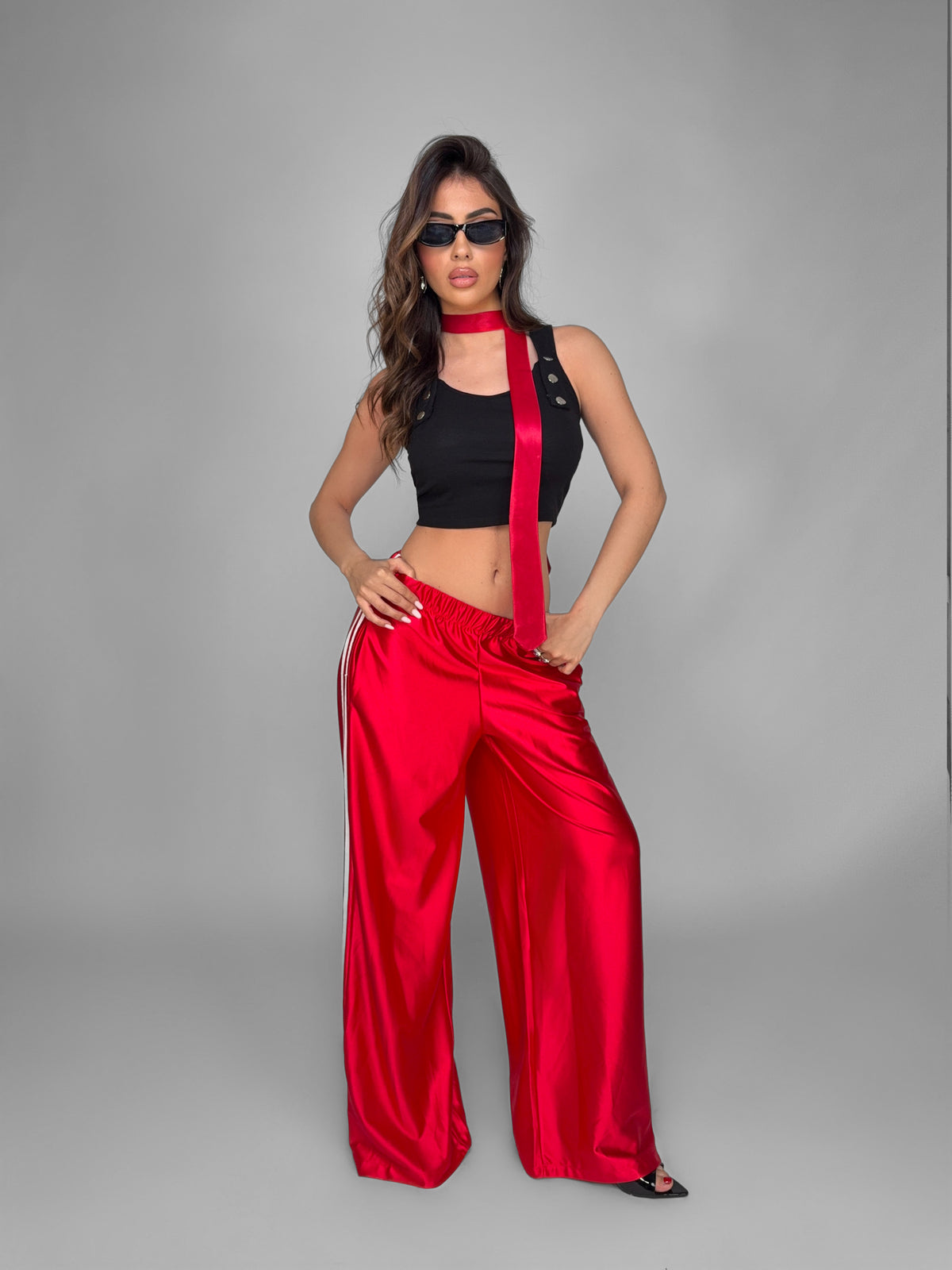 Total Look Shiny Side Red