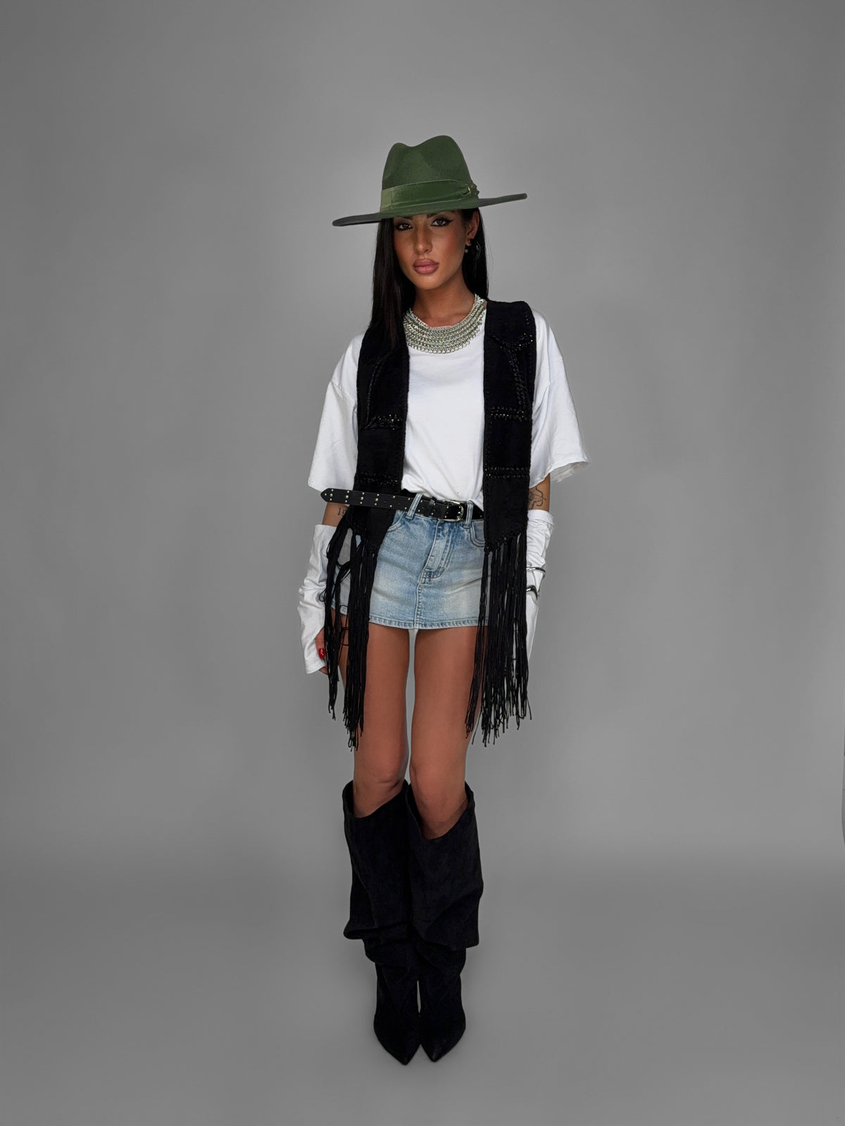 Total Look Fringed