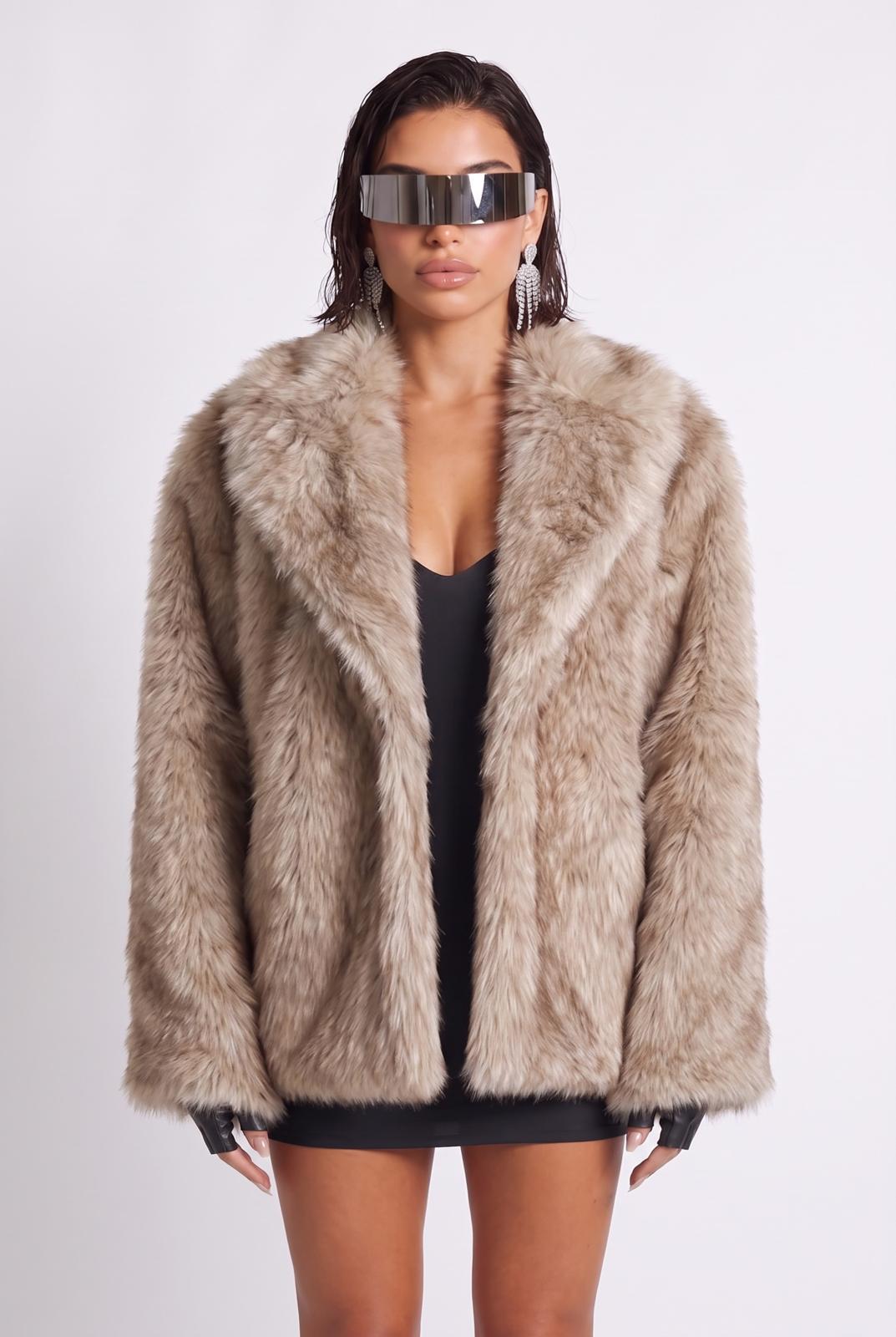 Pelliccia-Beige