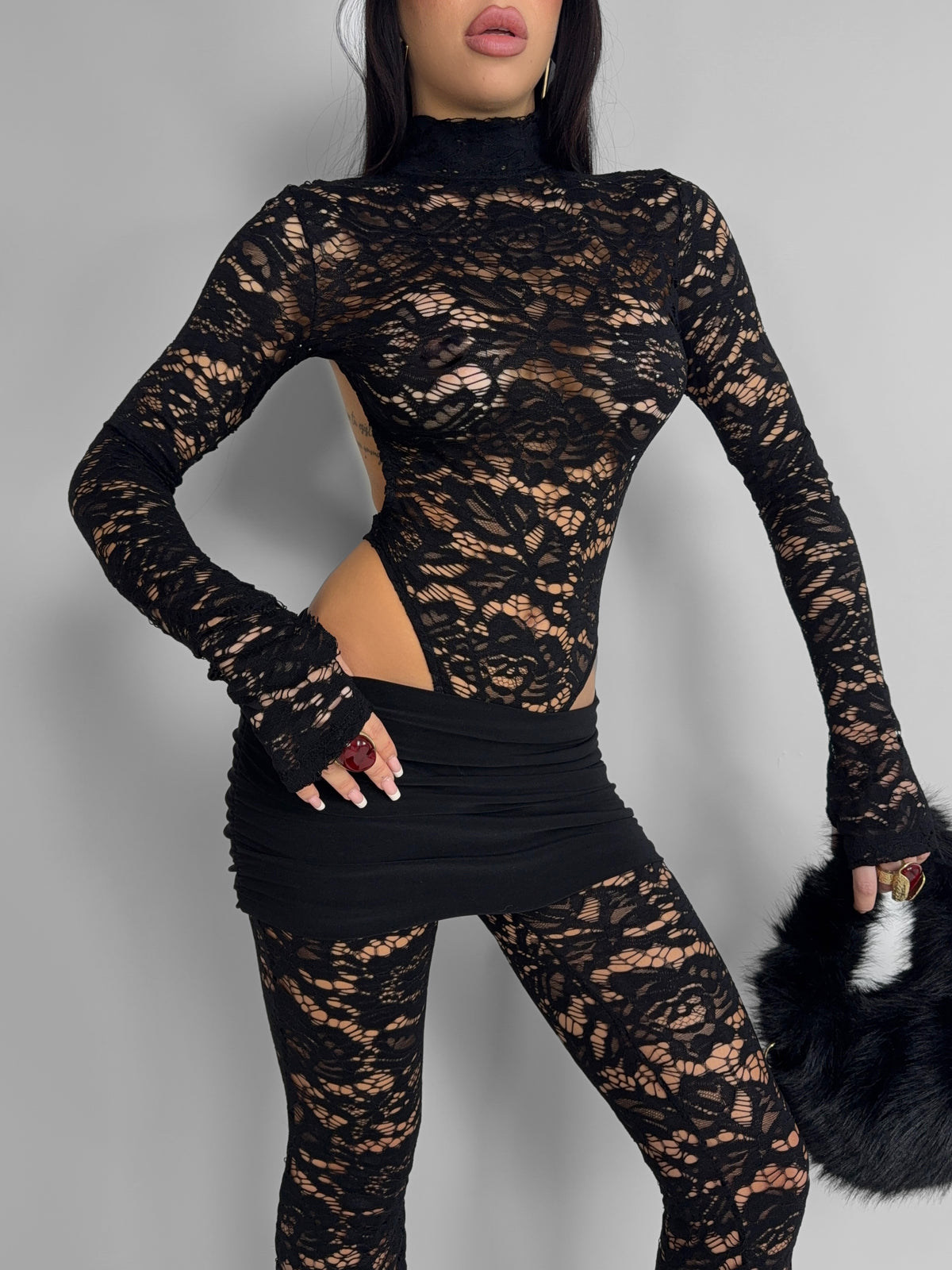 Completo Black Rose