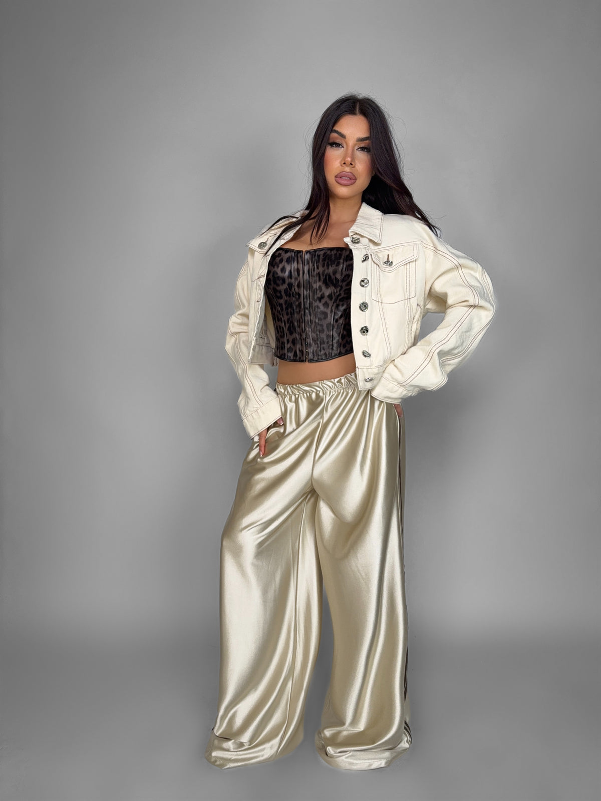 Total Look Shiny Beige