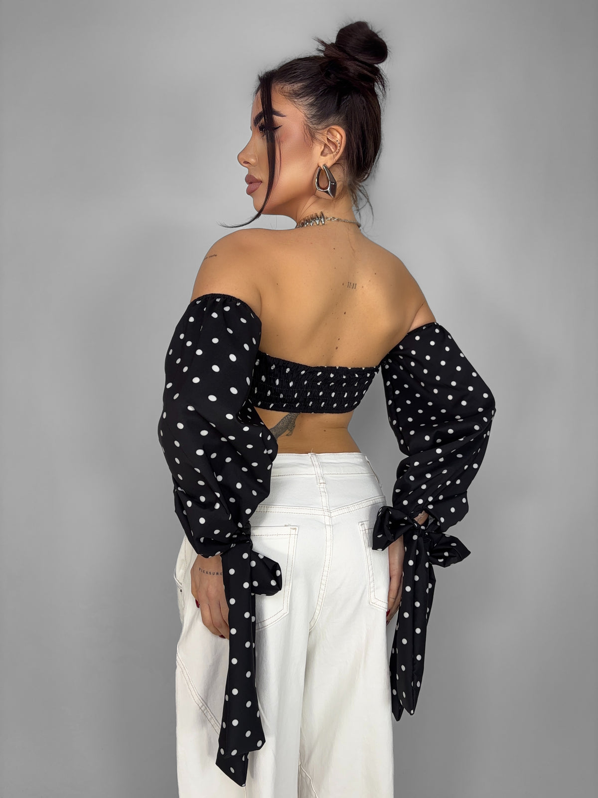 Top a pois nero