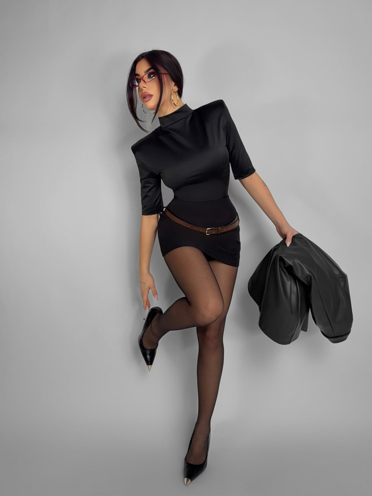 TOTAL LOOK DARK MOOD