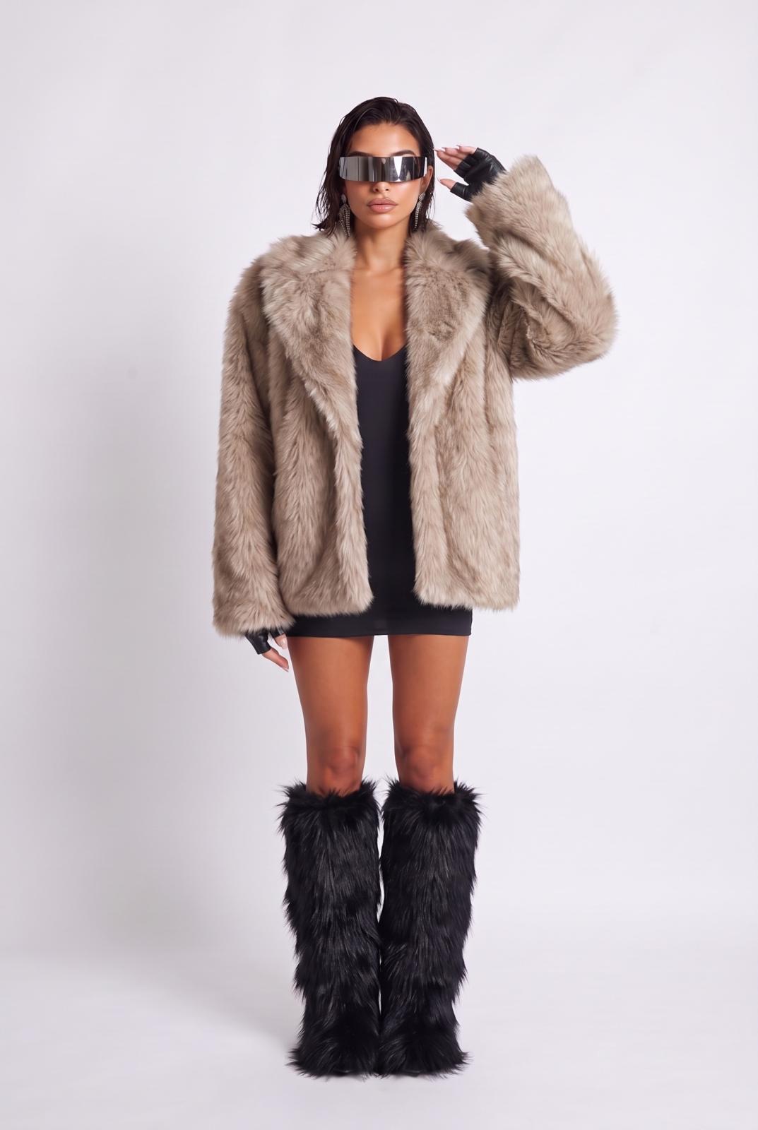 Pelliccia-Beige