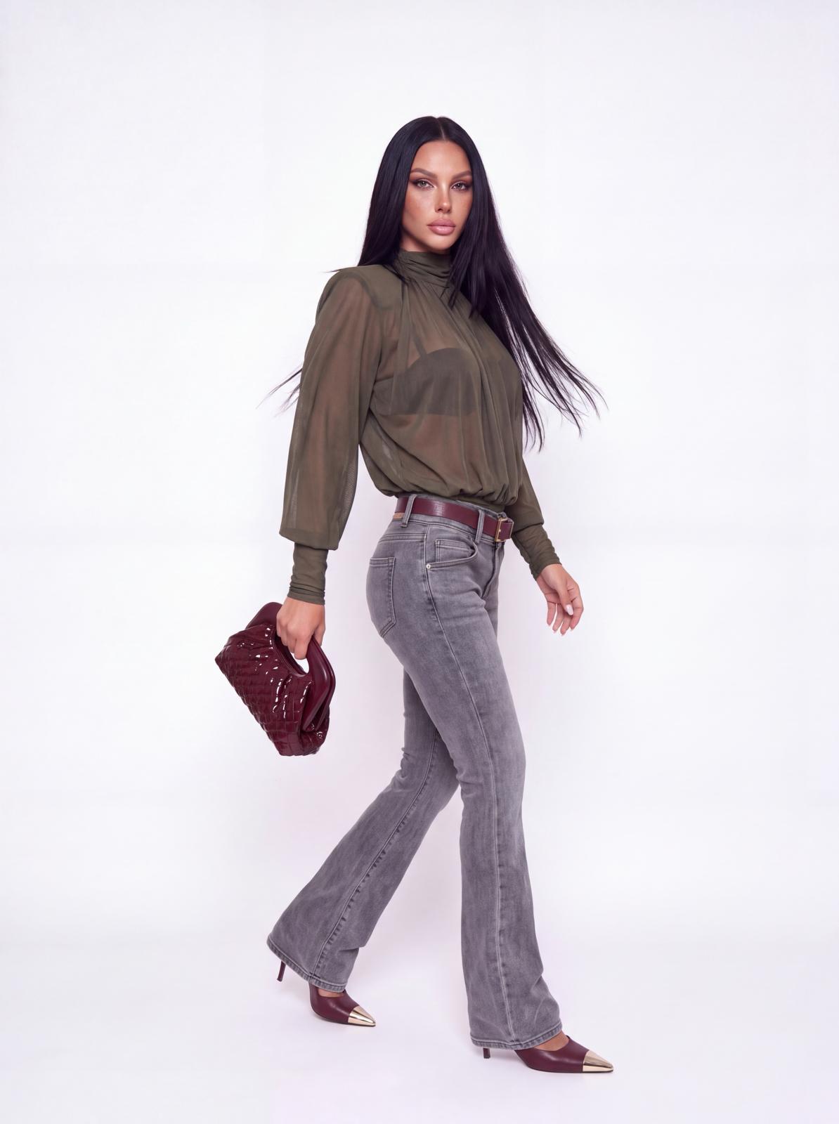 Total Look Shoulder Up