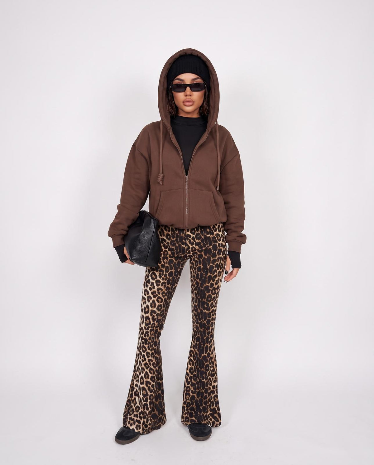 Total Look Leopard Leg